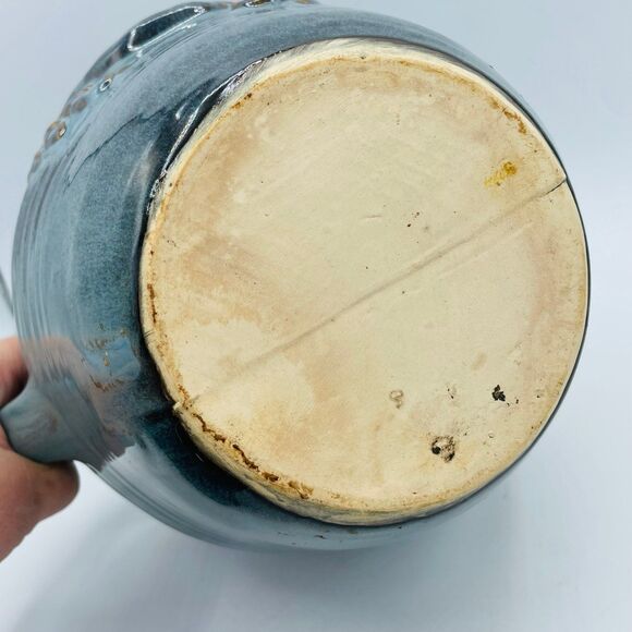 Large Glazed Hand Crafted Ribbed Pottery Pitcher w/ CRAB Blue Green - Picture 8 of 10